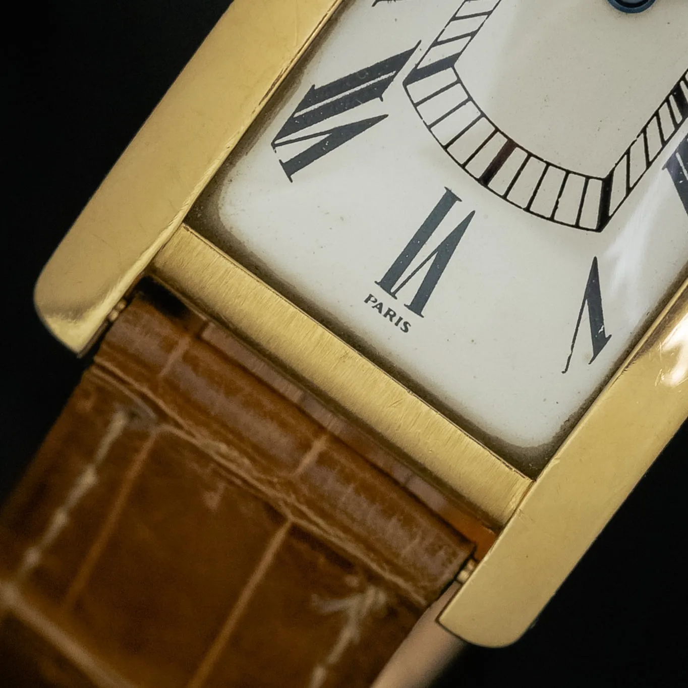 Cartier Tank Cintrée 23mm Yellow gold White 5