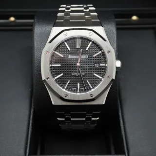 Audemars Piguet Royal Oak 15400ST.OO.1220ST.01 Stainless steel Black