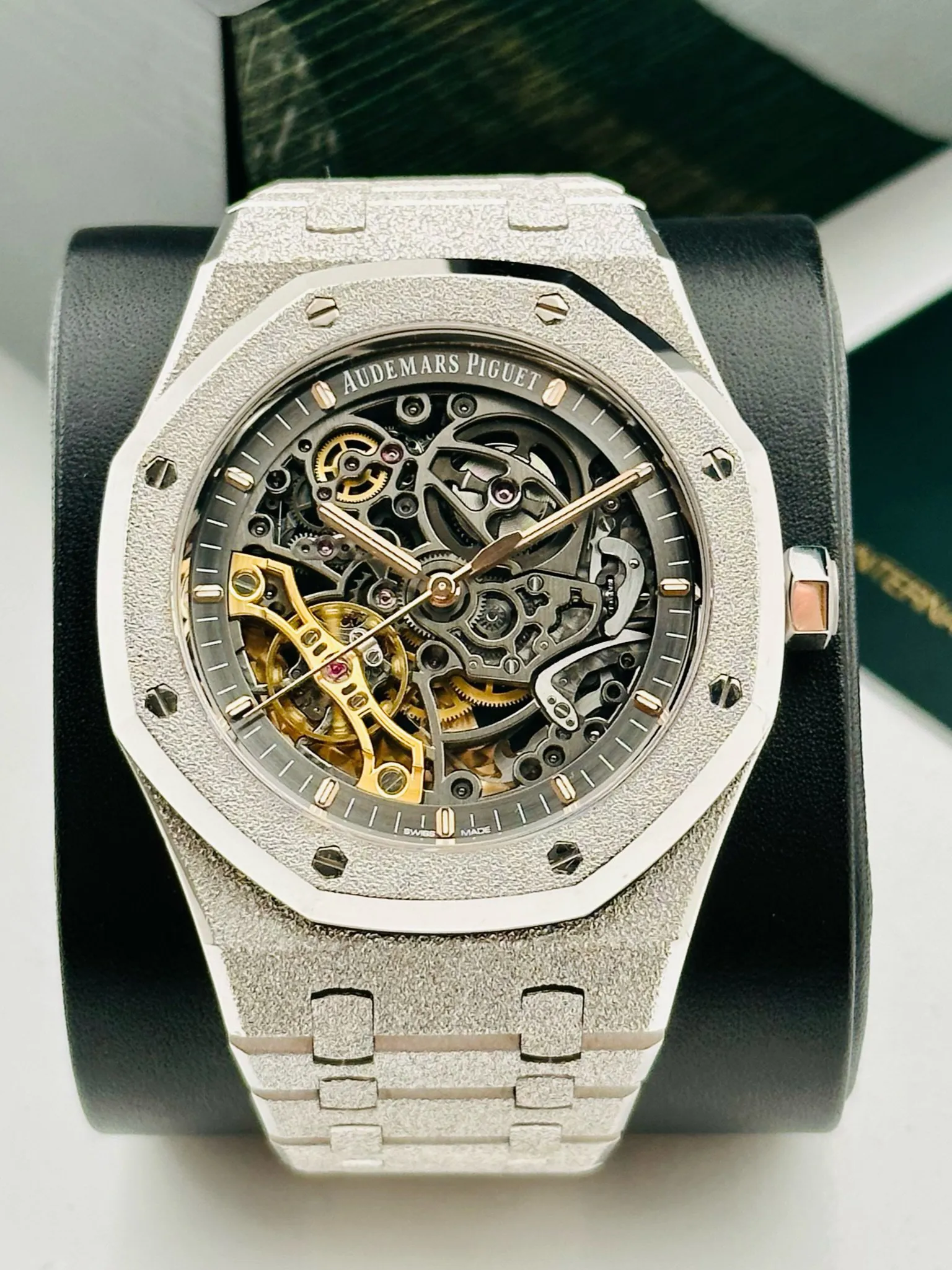 Audemars Piguet Royal Oak 15407BC White gold Skeleton 4