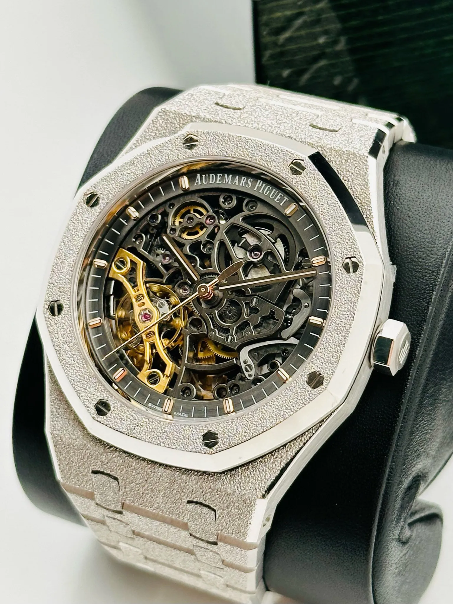 Audemars Piguet Royal Oak 15407BC White gold Skeleton 3