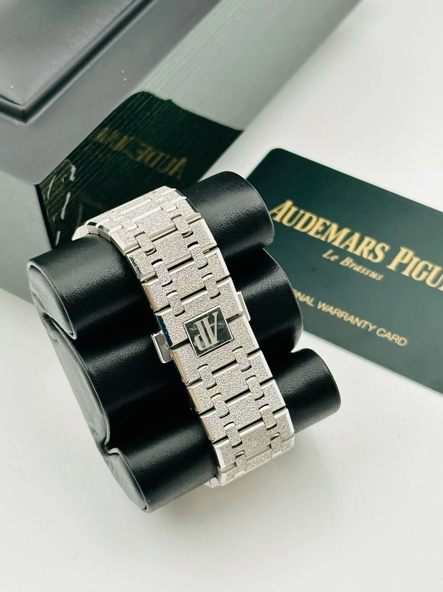 Audemars Piguet Royal Oak 15407BC White gold Skeleton 1