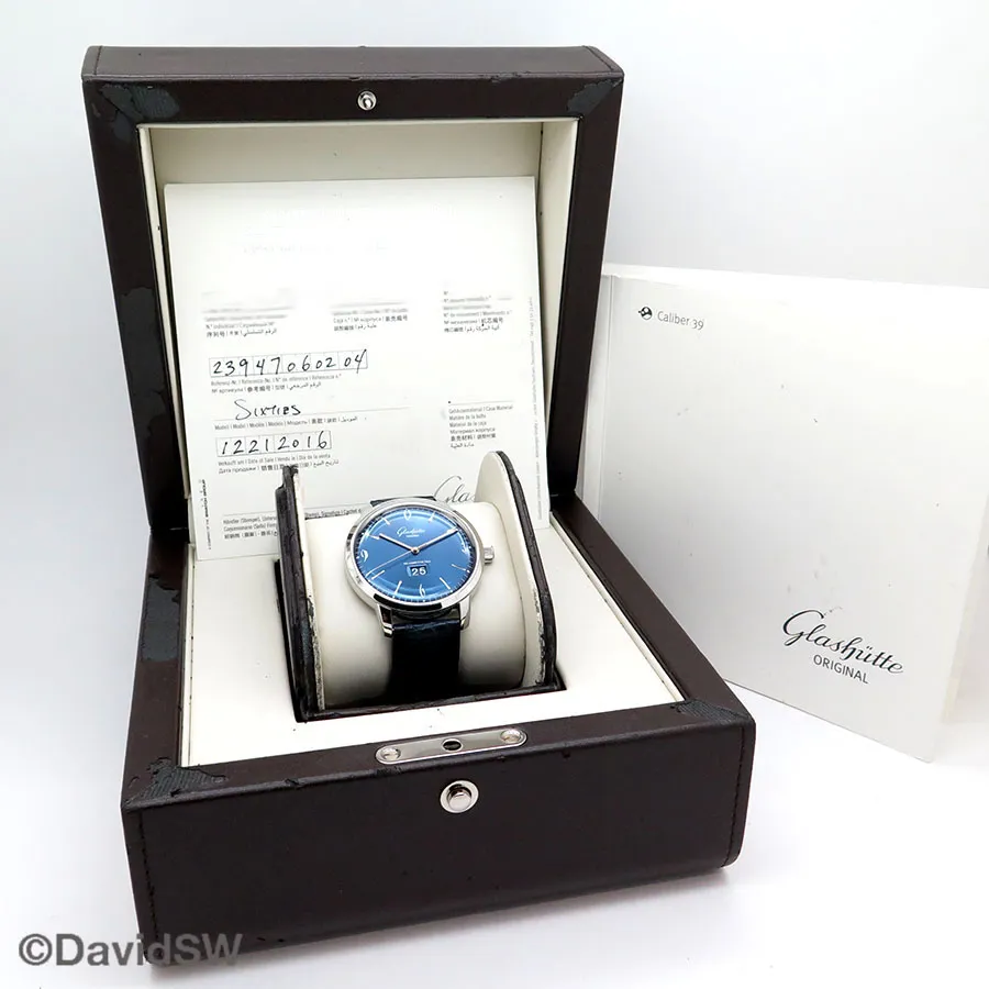 Glashütte Sixties 2-39-47-06-02-04 42mm Stainless steel Blue 7