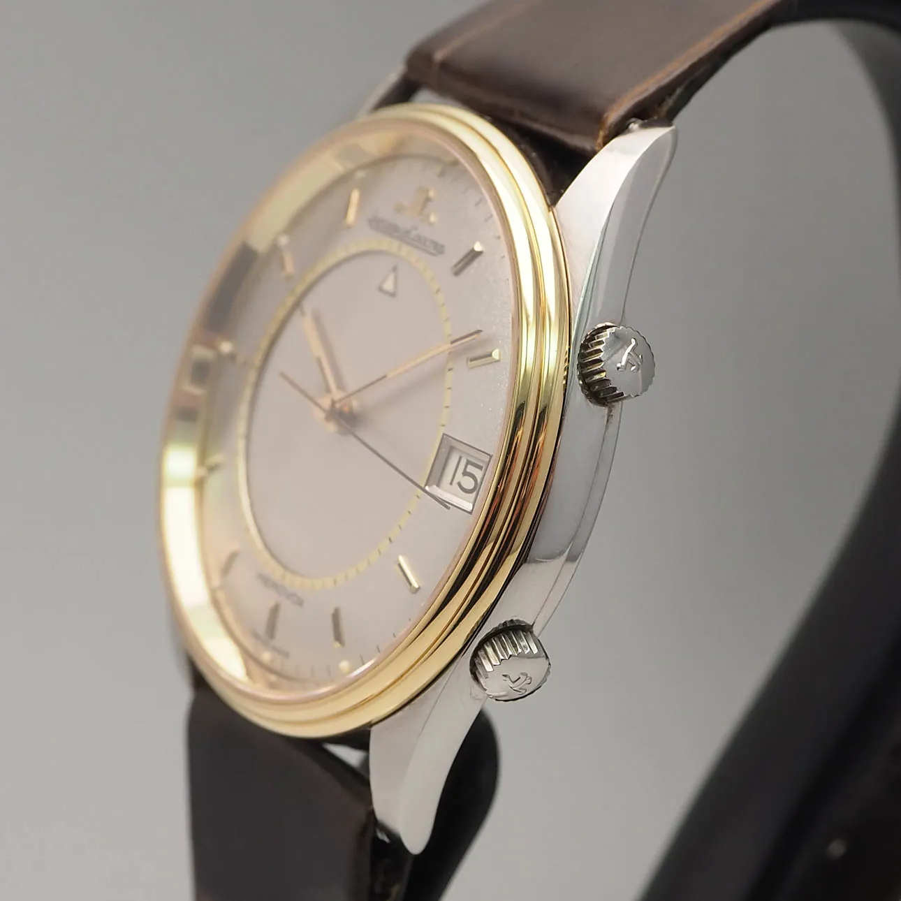 Jaeger-LeCoultre Memovox 141.012.5 36mm Yellow gold 3