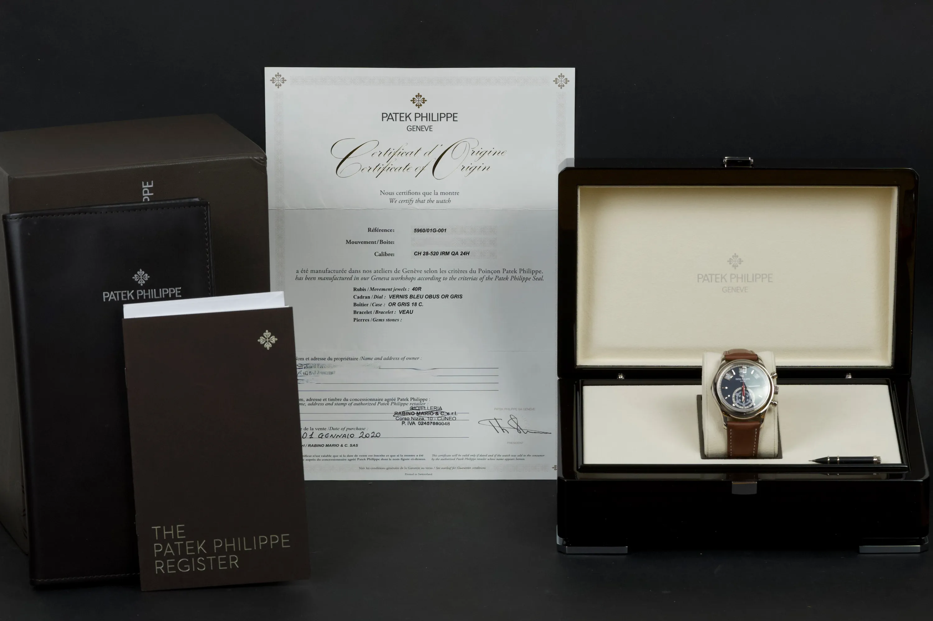 Patek Philippe Annual Calendar Chronograph 5960/01G-001 40.5mm White gold Blue 6