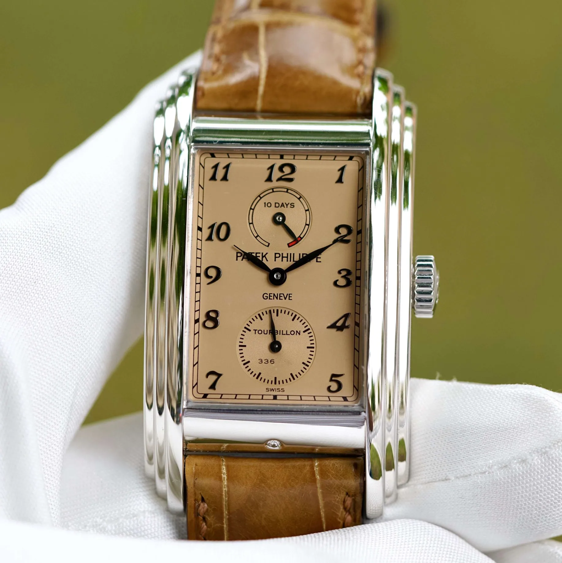 Patek Philippe Gondolo 5101P 29.5mm Platinum Salmon