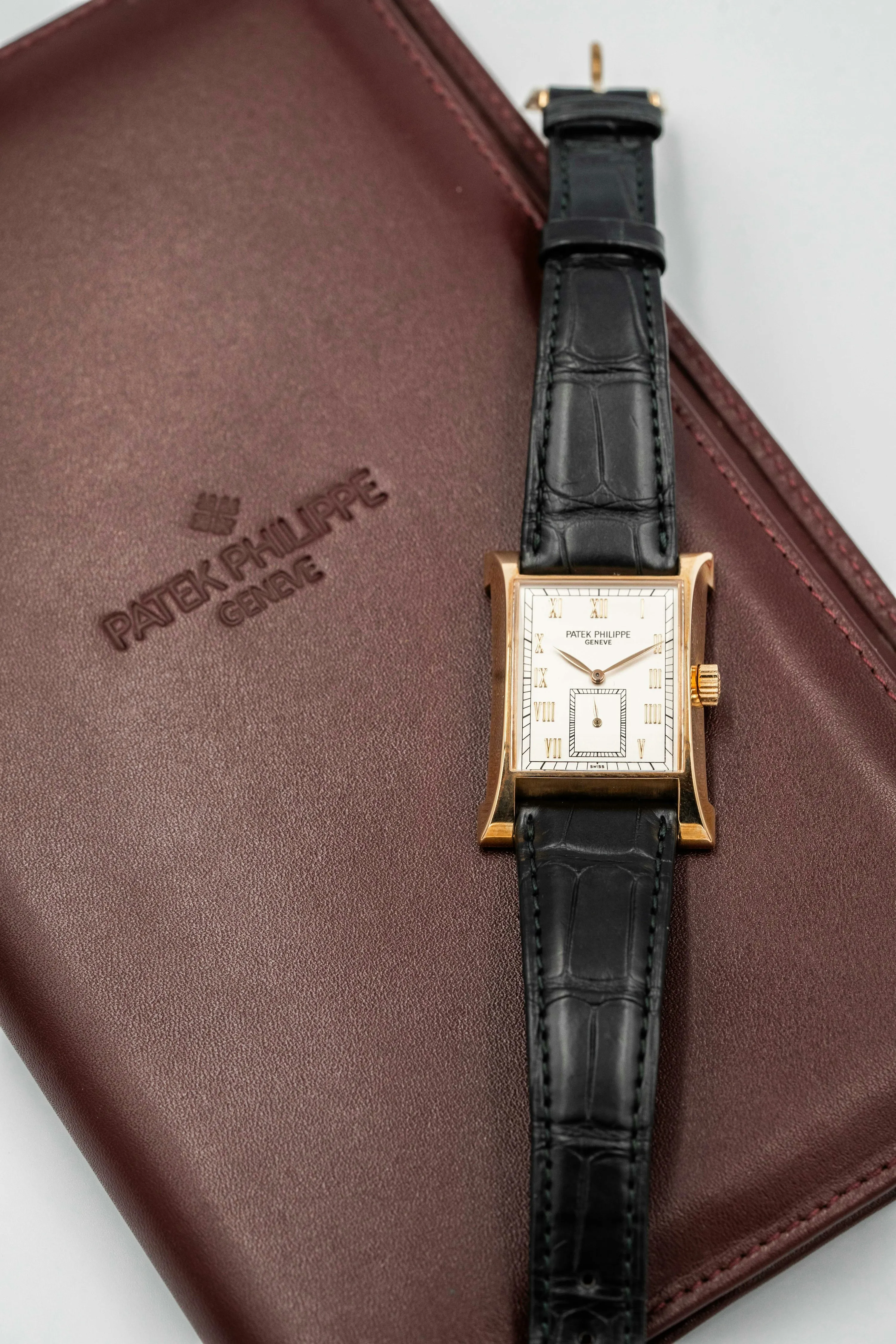 Patek Philippe Gondolo 5500R 28mm Rose gold Silver