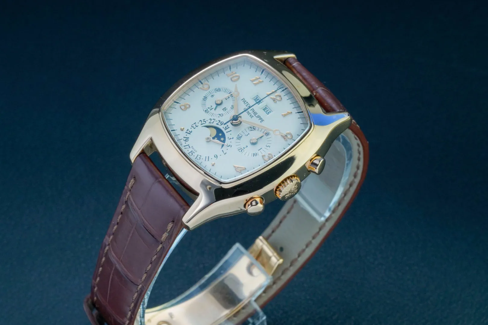 Patek Philippe Perpetual Calendar Chronograph 5020R 37mm Rose gold 1