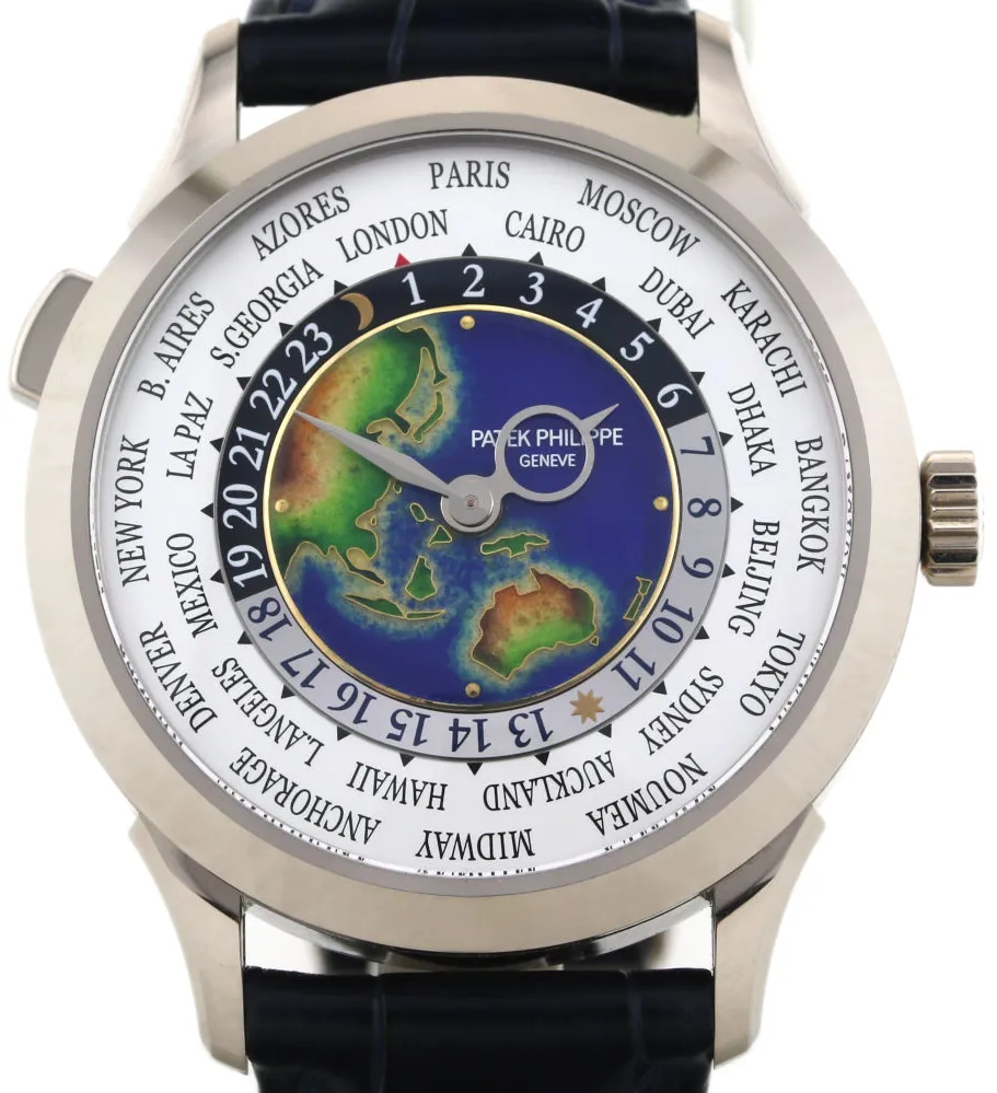 Patek Philippe World Time 5231G 38.5mm White gold 7