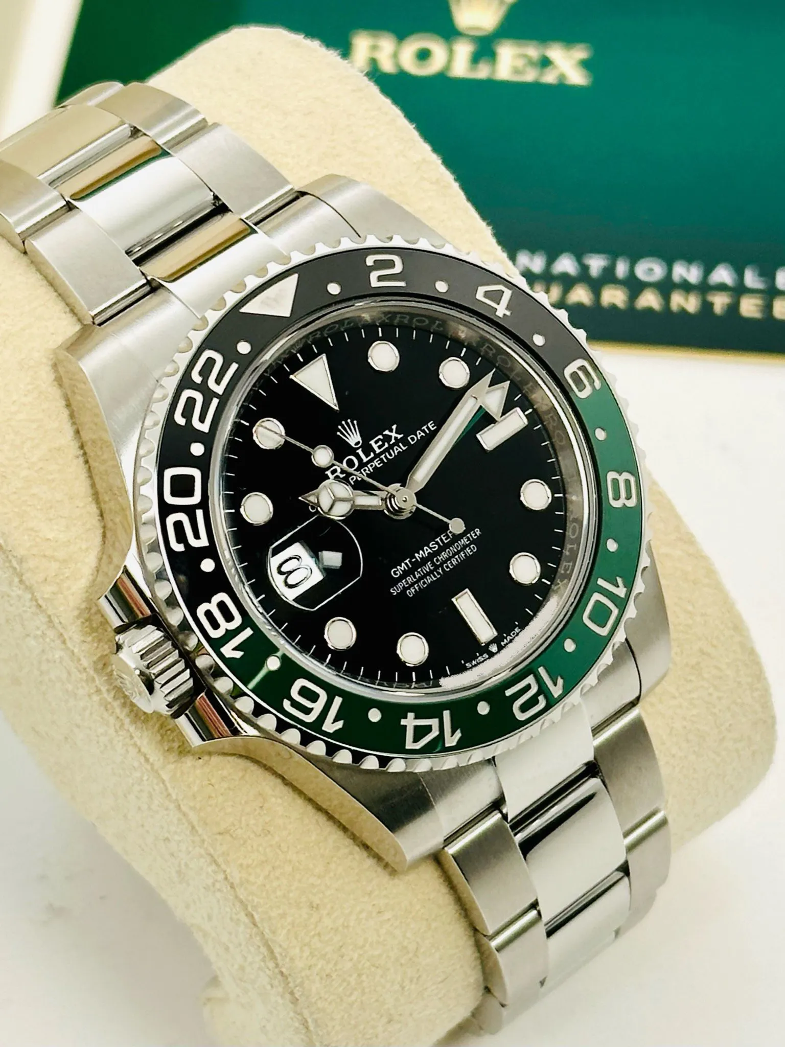 Rolex GMT-Master II 116710BLNR Black 3