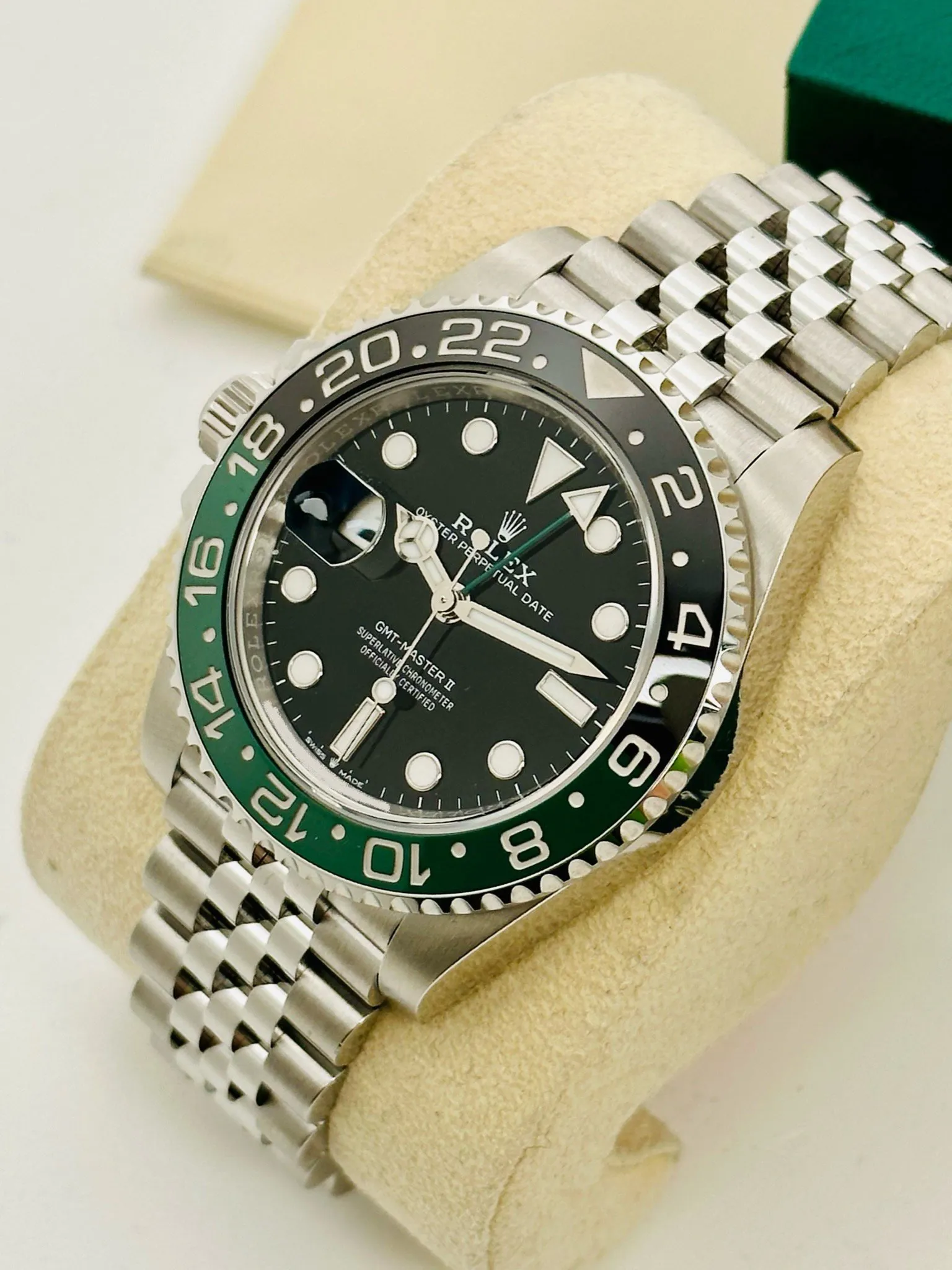 Rolex GMT-Master II 116710BLNR Black 4