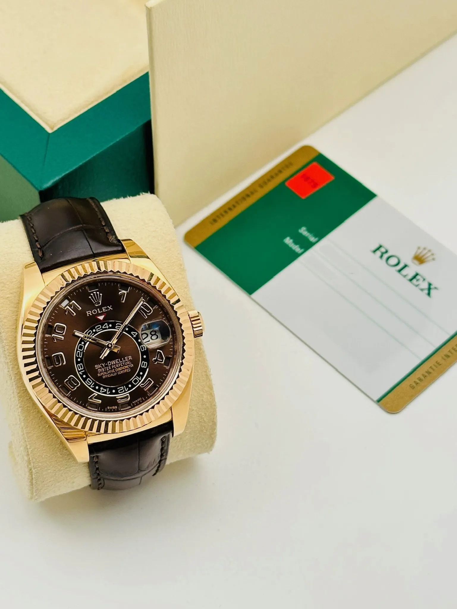 Rolex Sky-Dweller 326135 Rose gold Chocolate