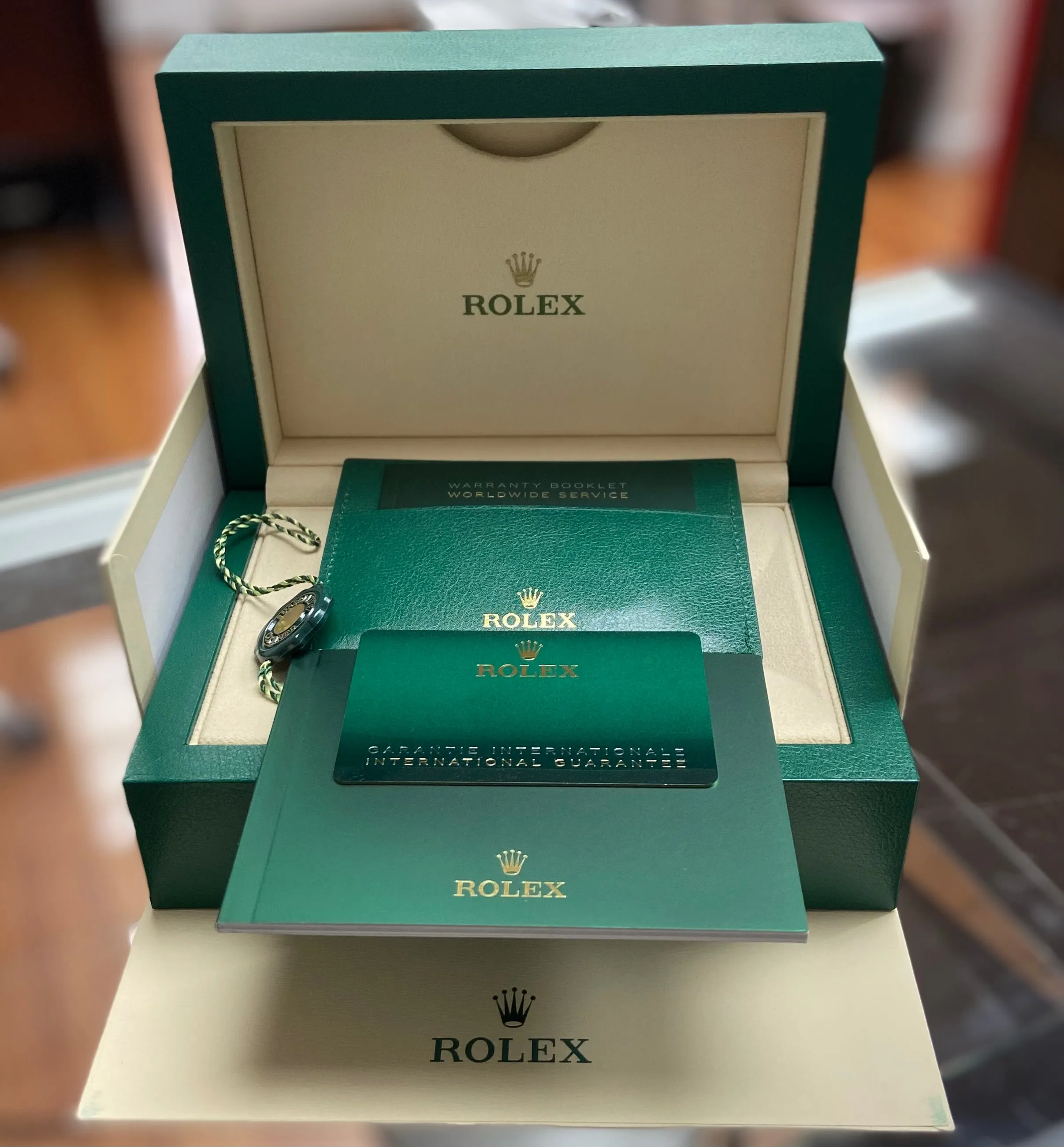 Rolex Sky-Dweller 326238 42mm Yellow gold Champagne 1