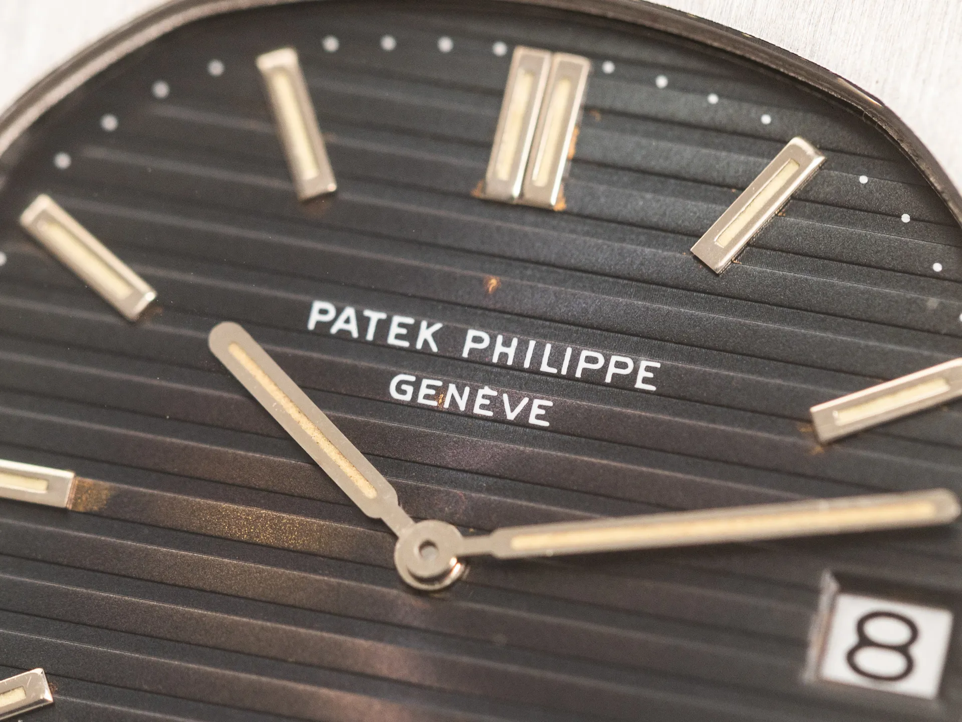 Patek Philippe Nautilus 3700/001 41mm Stainless steel Blue 2