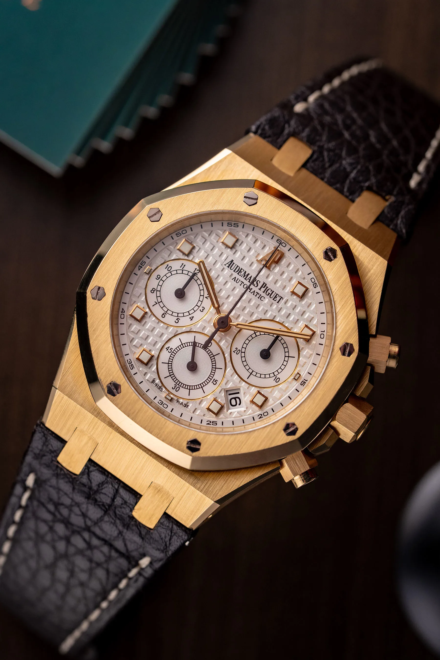 Audemars Piguet Royal Oak 26022BA.OO.D088CR.01 39mm Yellow gold White