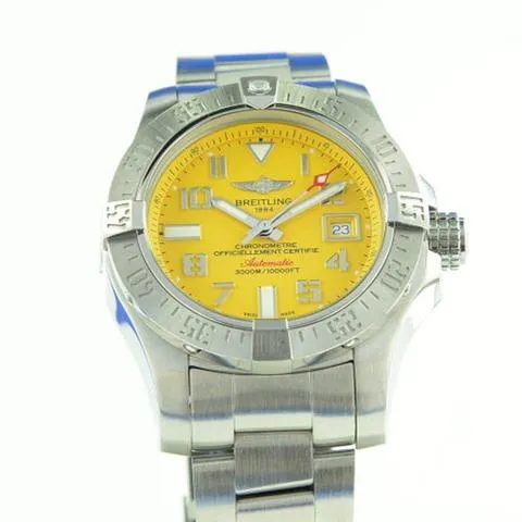 Breitling Avenger A17331 45mm Stainless steel Yellow 2