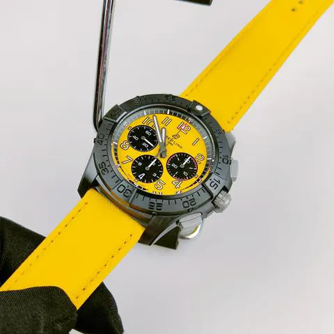 Breitling Avenger SB0147101I1X1 44mm Black ceramic Yellow 1