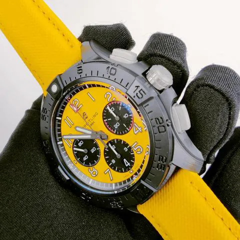 Breitling Avenger SB0147101I1X1 44mm Black ceramic Yellow 4