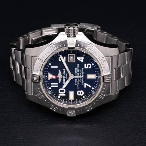 Breitling Avenger A17330 45mm Stainless steel Black 3