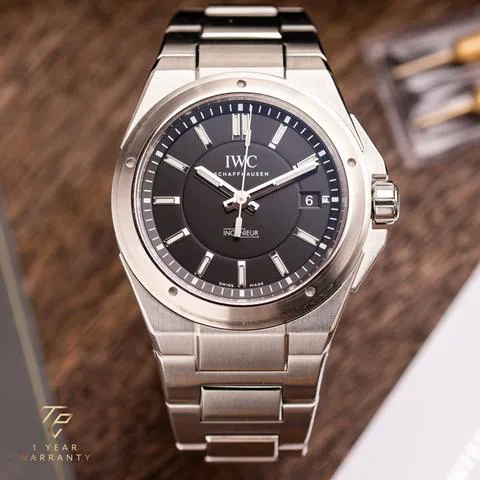 IWC Ingenieur Automatic IW323902 40mm Stainless steel Black