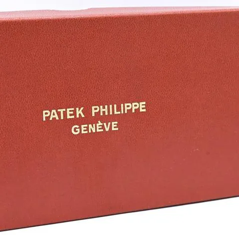 Patek Philippe Golden Ellipse 4464 20mm White gold Blue 5