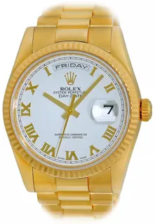 Rolex Day-Date 36 118238-0122 Yellow gold White