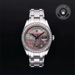 Rolex Day-Date 18946 Platinum Black$Mother of pearl