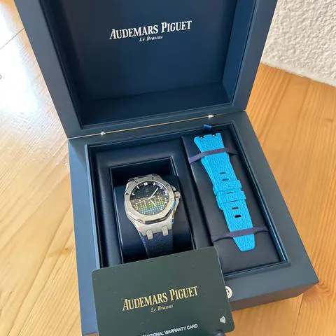 Audemars Piguet Royal Oak Offshore 77600TI.OO.A343CA.01 37mm Titanium Blue