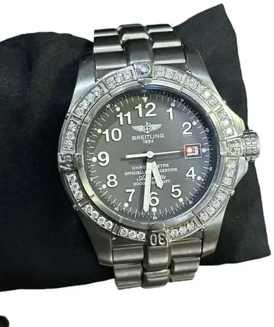 Breitling Avenger E17370 44mm Titanium Black