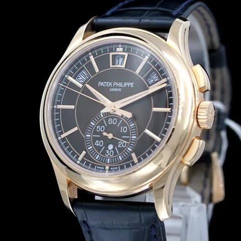 Patek Philippe Annual Calendar Chronograph 5905R-001 42mm Rose gold Brown 3