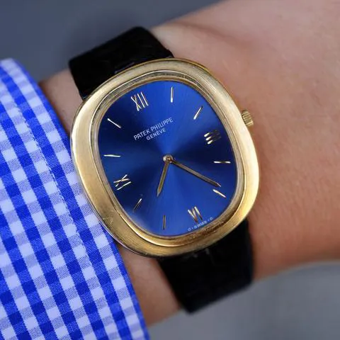 Patek Philippe Golden Ellipse 3589 33mm Yellow gold Blue