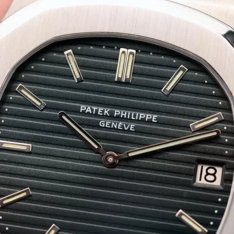 Patek Philippe Nautilus 3700/1A 40mm Stainless steel Blue 2