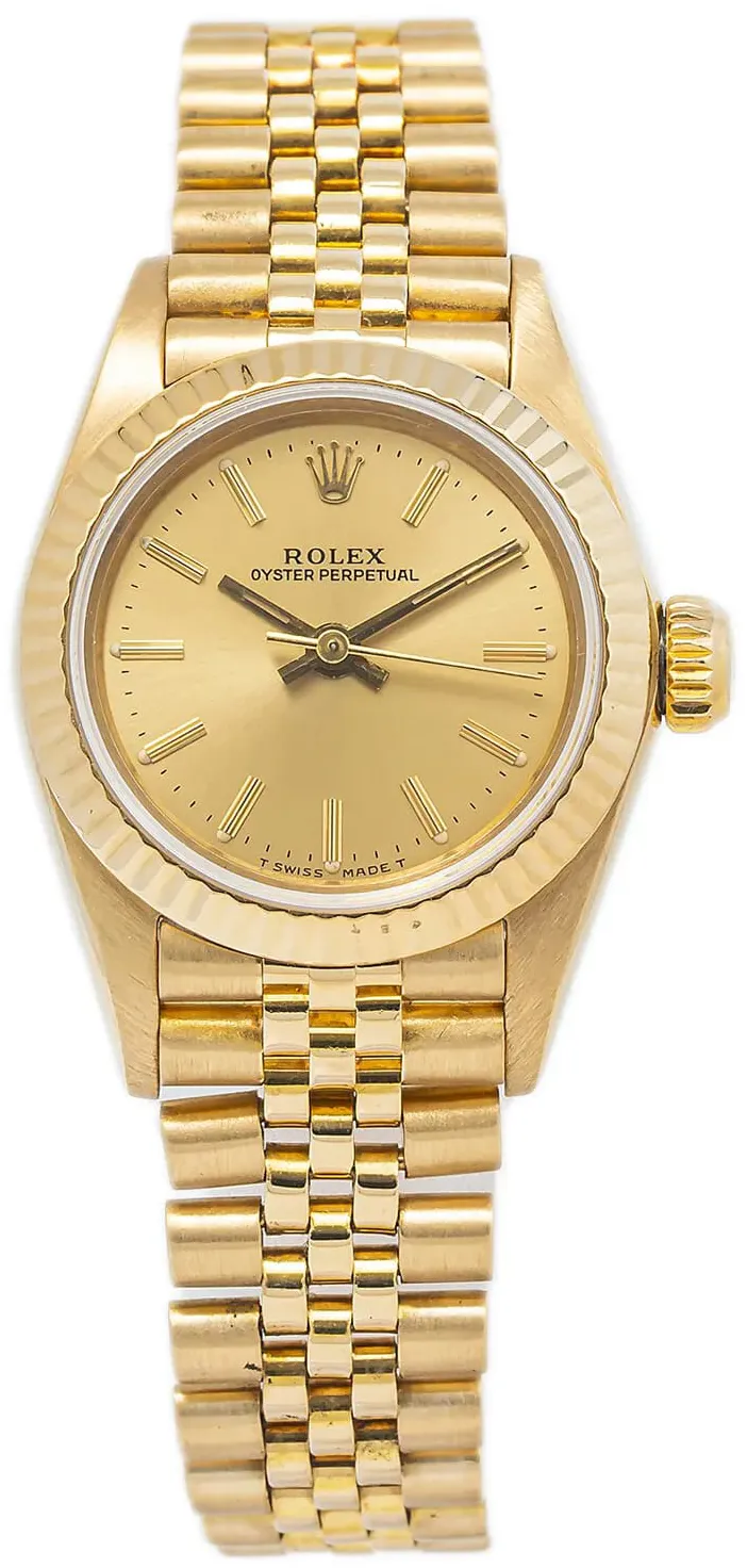 Rolex Oyster Perpetual 26 67198 26mm Yellow gold Champagne