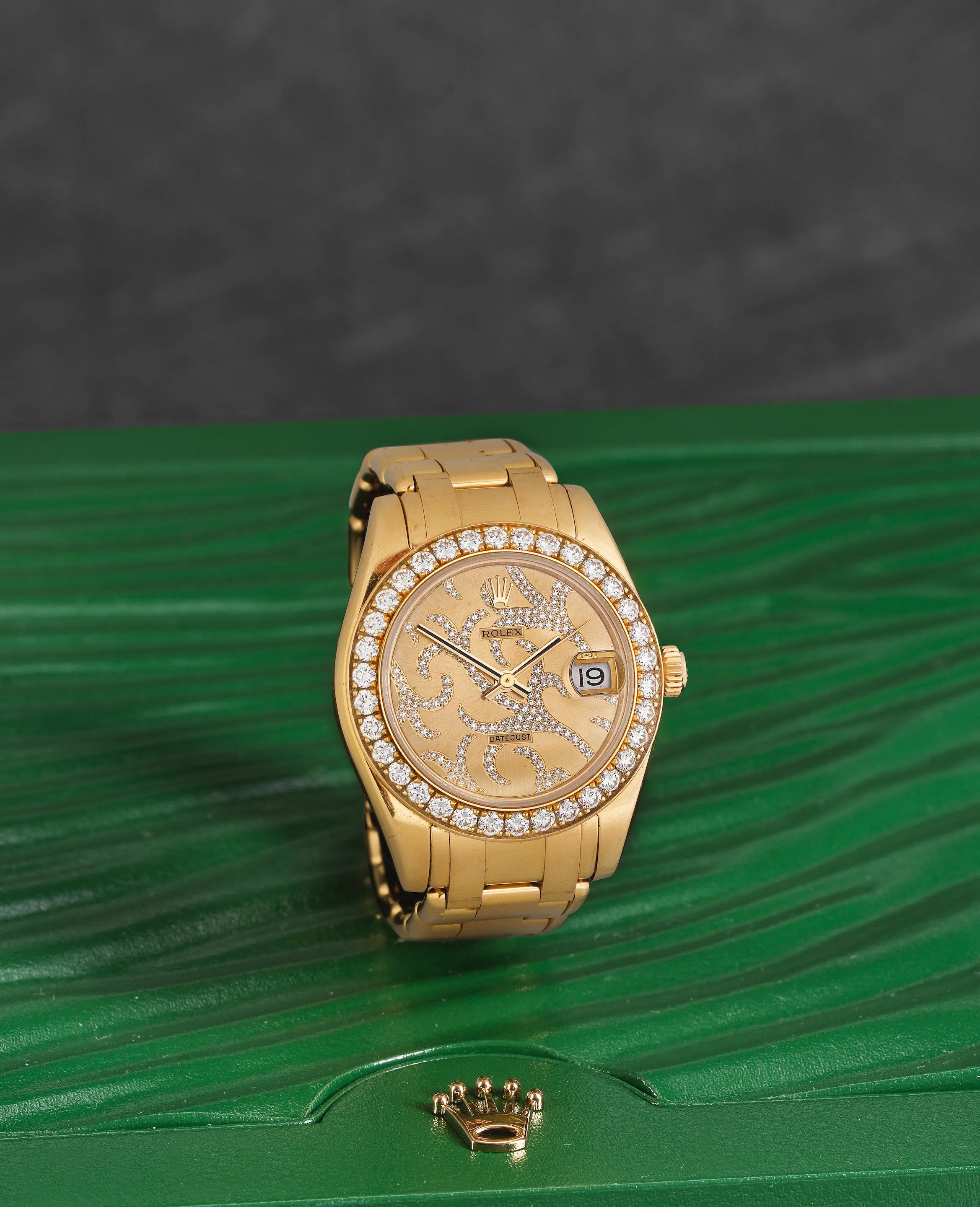 Rolex Pearlmaster 81298