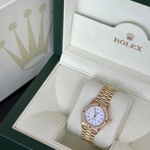 Rolex Oyster Perpetual 26 67198 26mm Yellow gold White 1