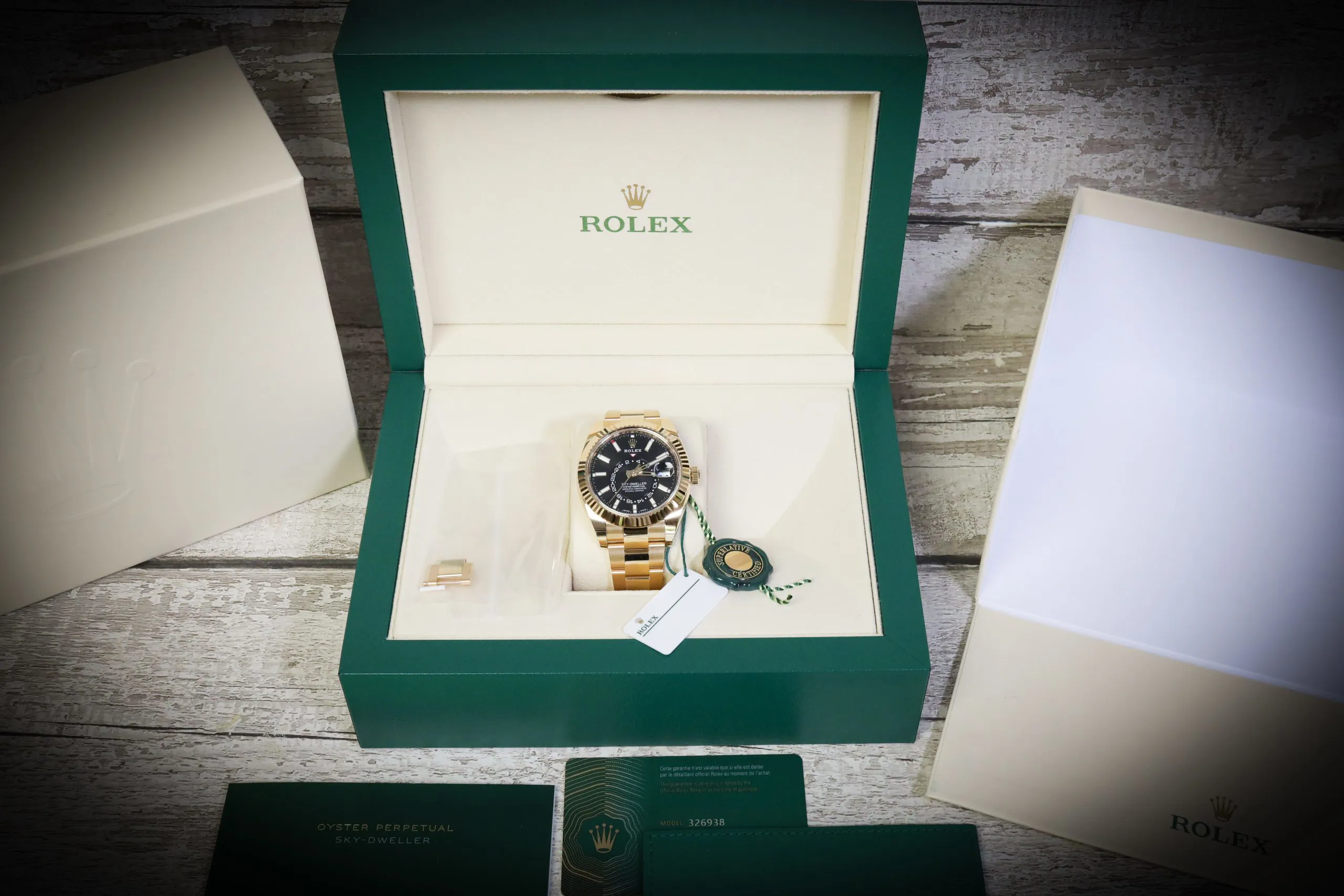 Rolex Sky-Dweller 326938 nullmm Yellow gold Black