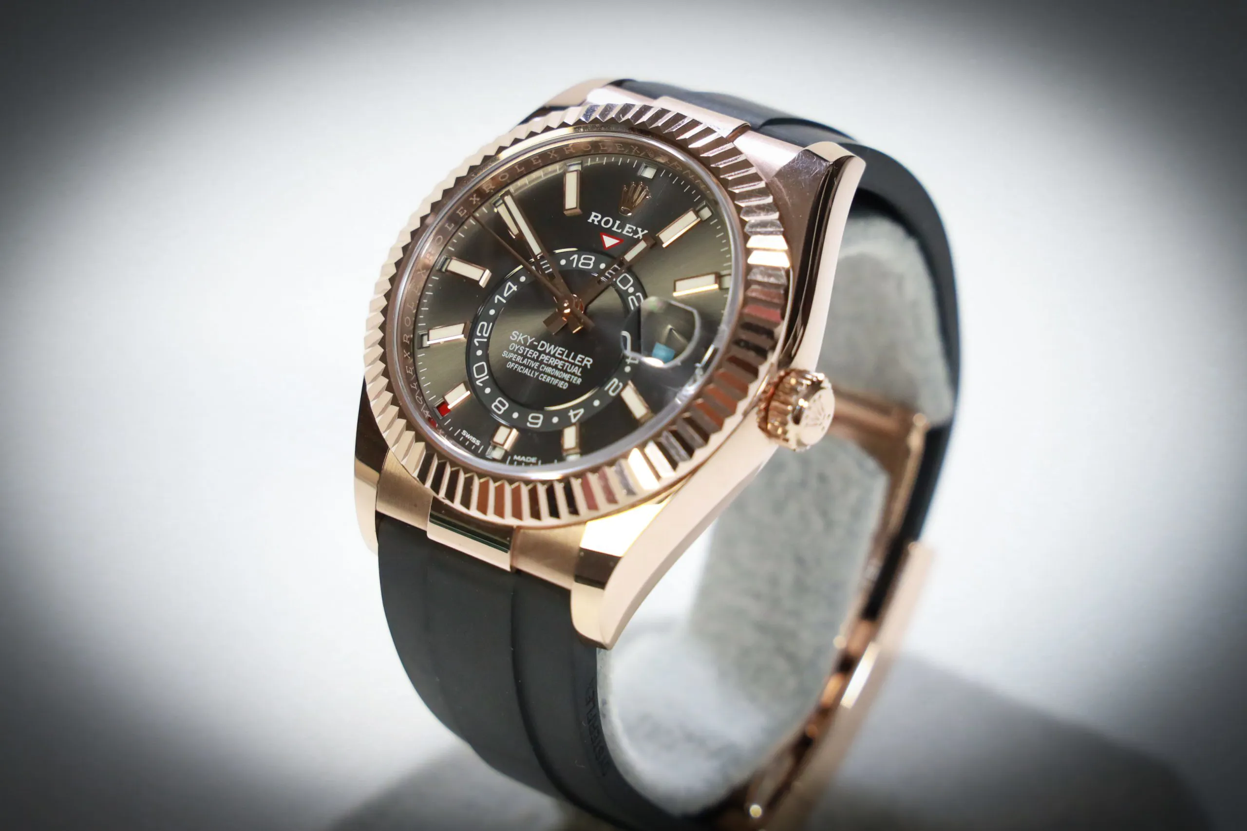 Rolex Sky-Dweller 326235 42mm Rose gold Dark grey 5