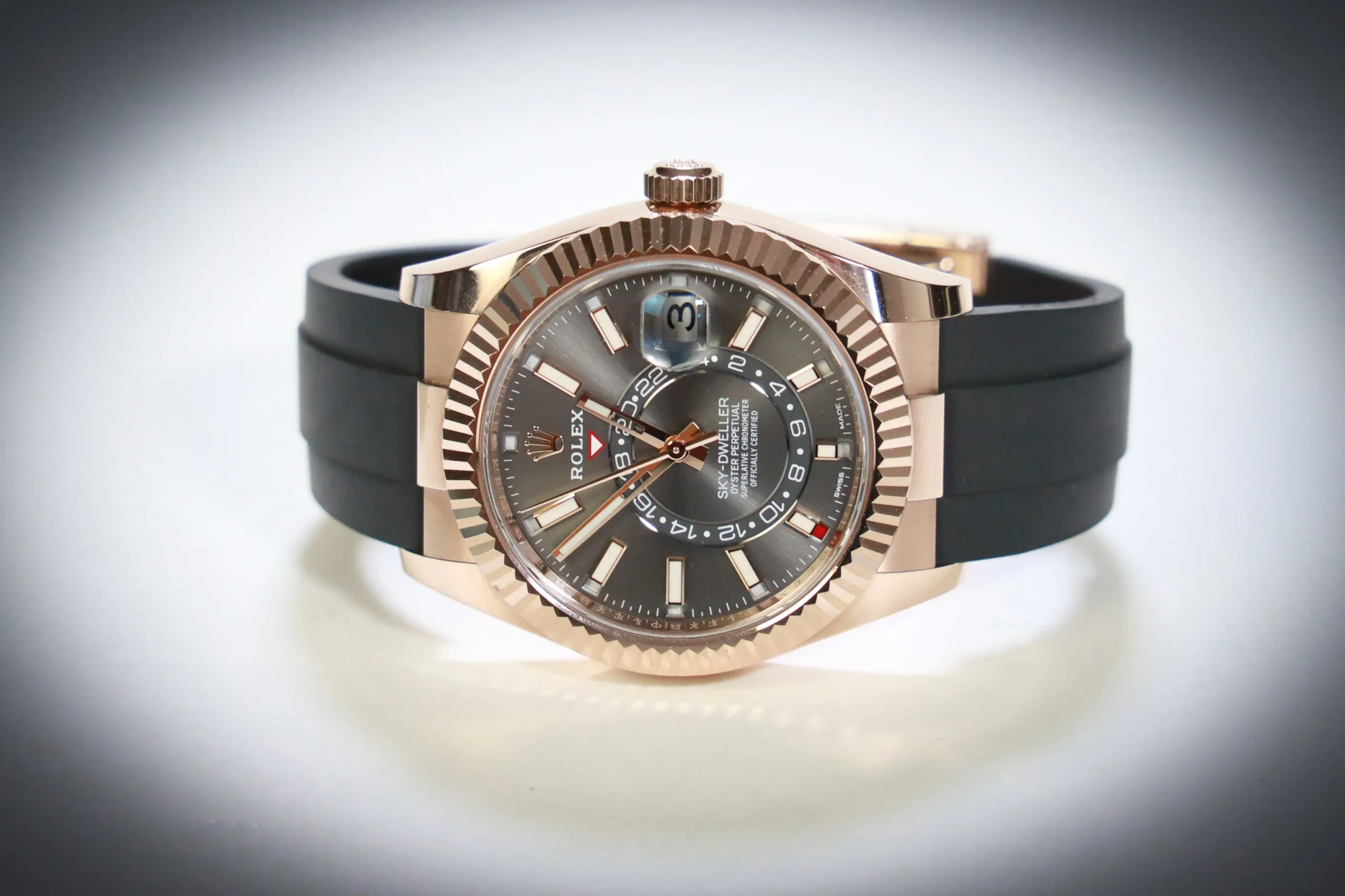 Rolex Sky-Dweller 326235 42mm Rose gold Dark grey 8