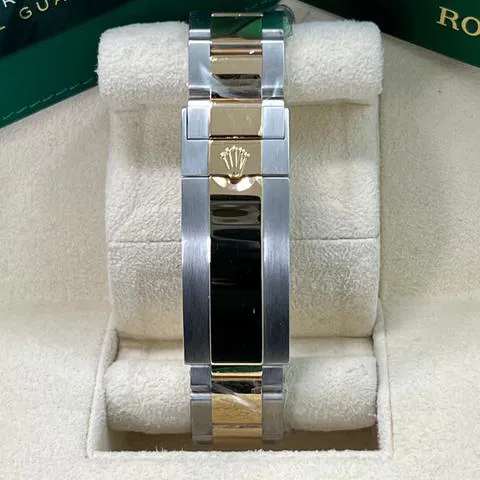 Rolex Submariner 126613LN 41mm Yellow gold and Stainless steel Black 6