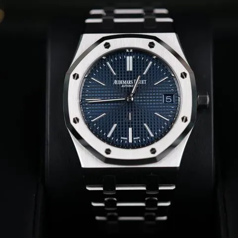 Audemars Piguet Royal Oak Jumbo 16202ST.OO.1240ST.02 39mm Stainless steel Blue