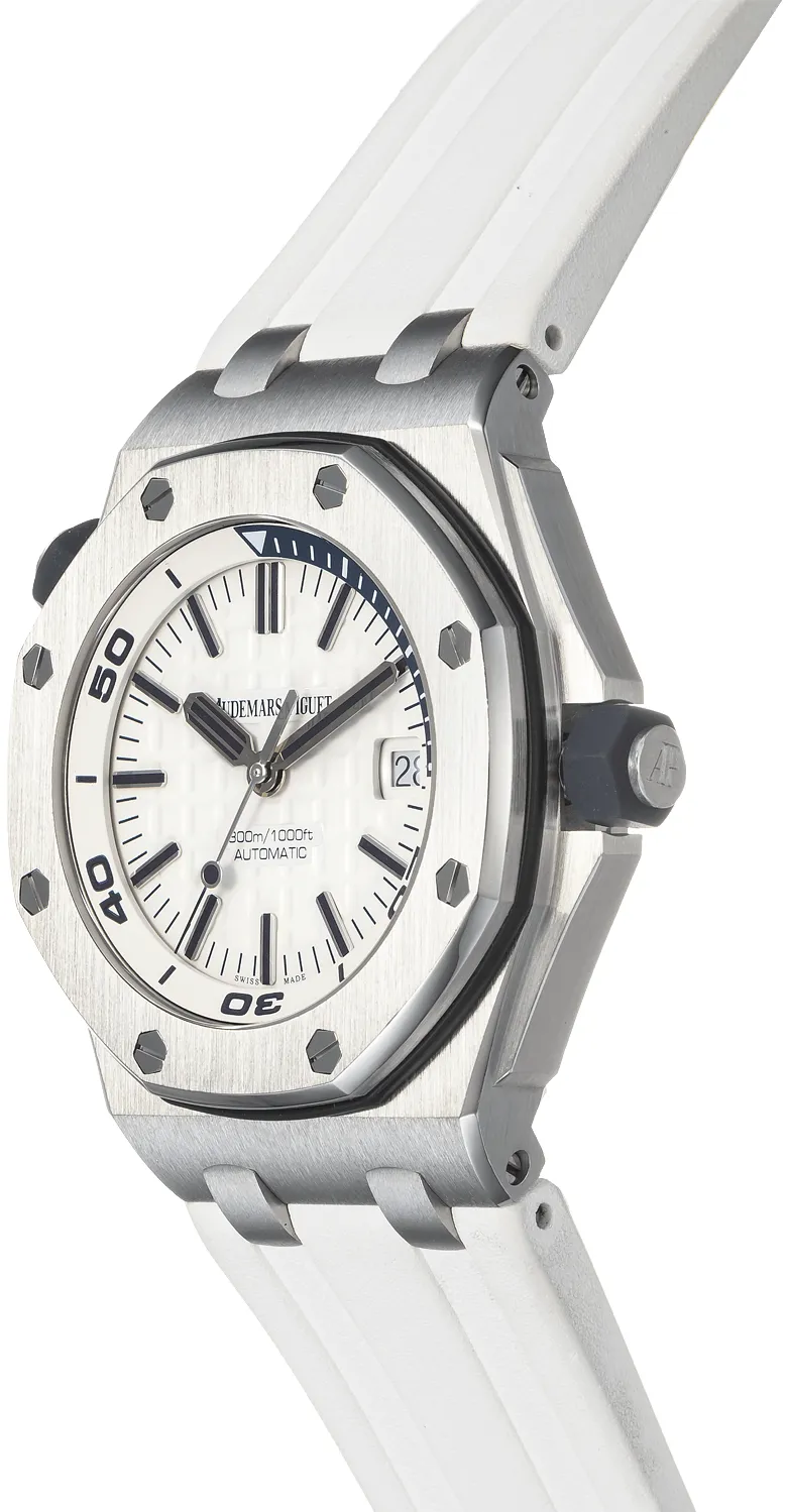 Audemars Piguet Royal Oak Offshore Diver 15710ST.OO.A010CA.01 42mm Stainless steel White 2