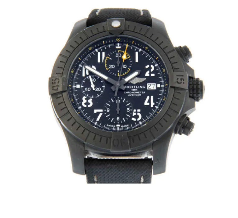 Breitling Avenger V13317