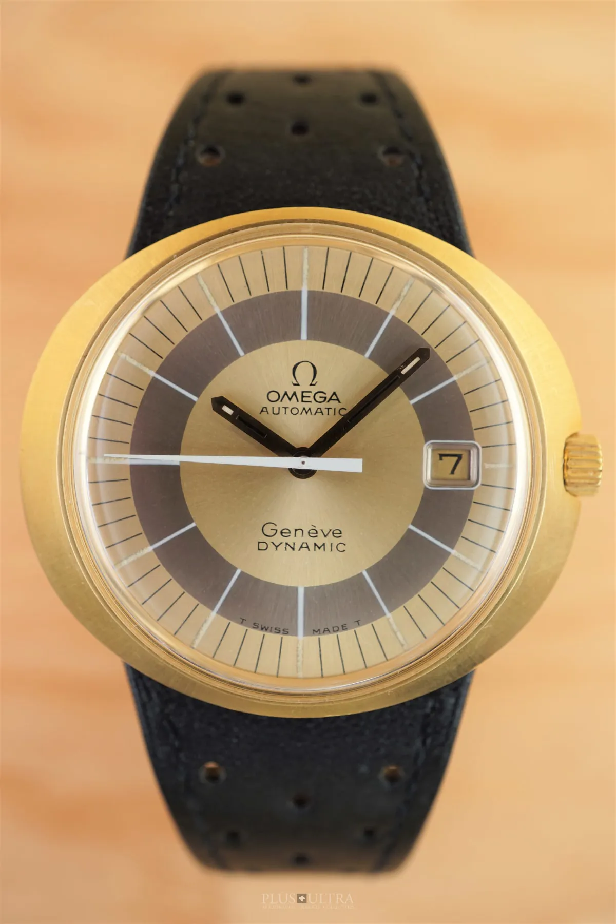 Omega Dynamic 166.039 40mm Yellow gold Gold 1