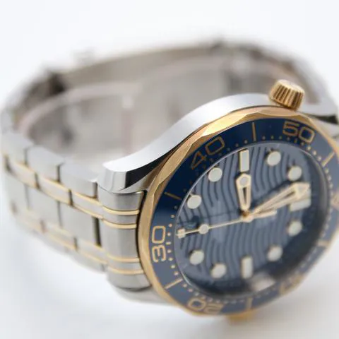 Omega Seamaster Diver 300M 210.20.42.20.03.001 42mm Yellow gold and Stainless steel Blue 5