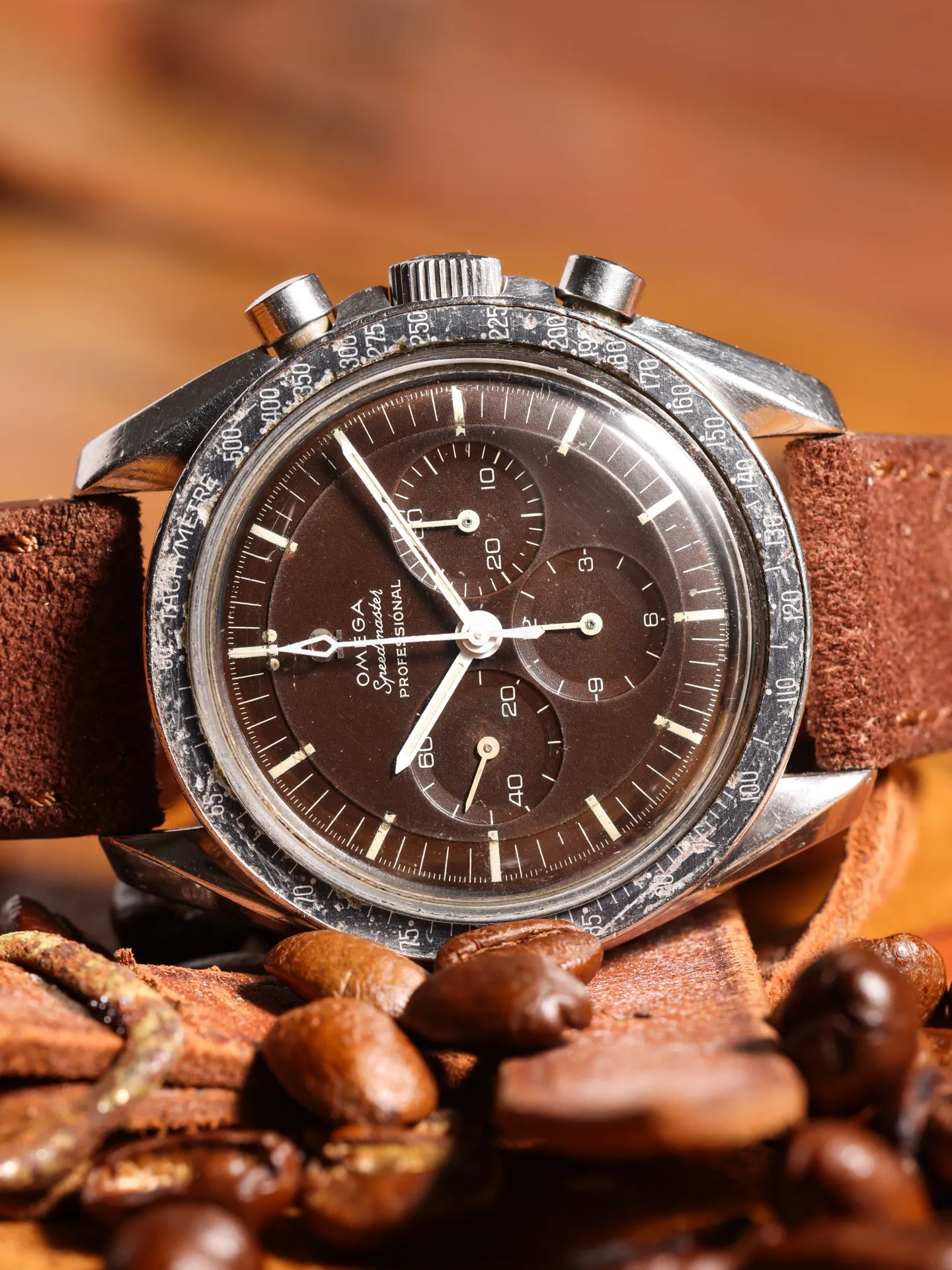 Omega Speedmaster 1050.12 nullmm Brown