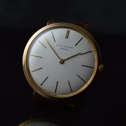 Patek Philippe Calatrava 2591 34.5mm Yellow gold White 5