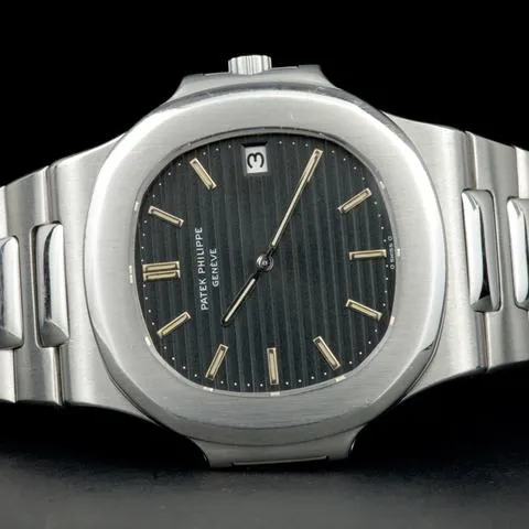 Patek Philippe Nautilus 3700/1 40mm Stainless steel 14