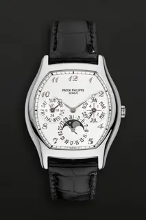 Patek Philippe Perpetual Calendar 5040G White gold White