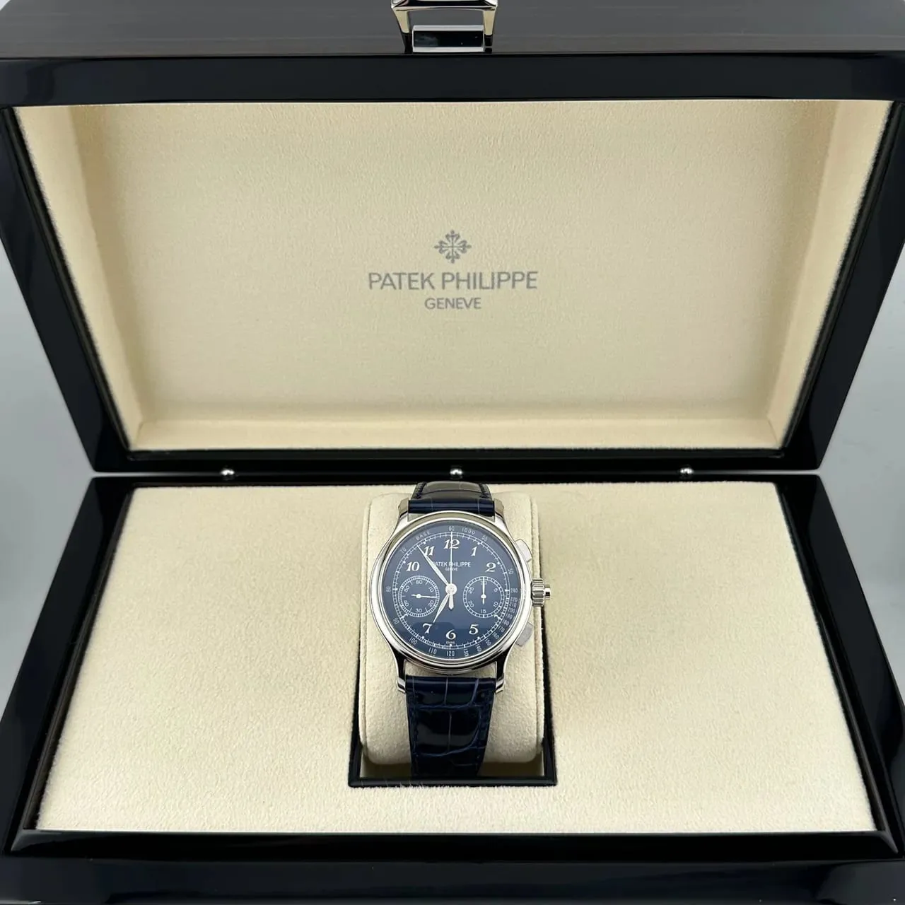 Patek Philippe Split-Seconds Chronograph 5370P-011 41mm Platinum Golden 4