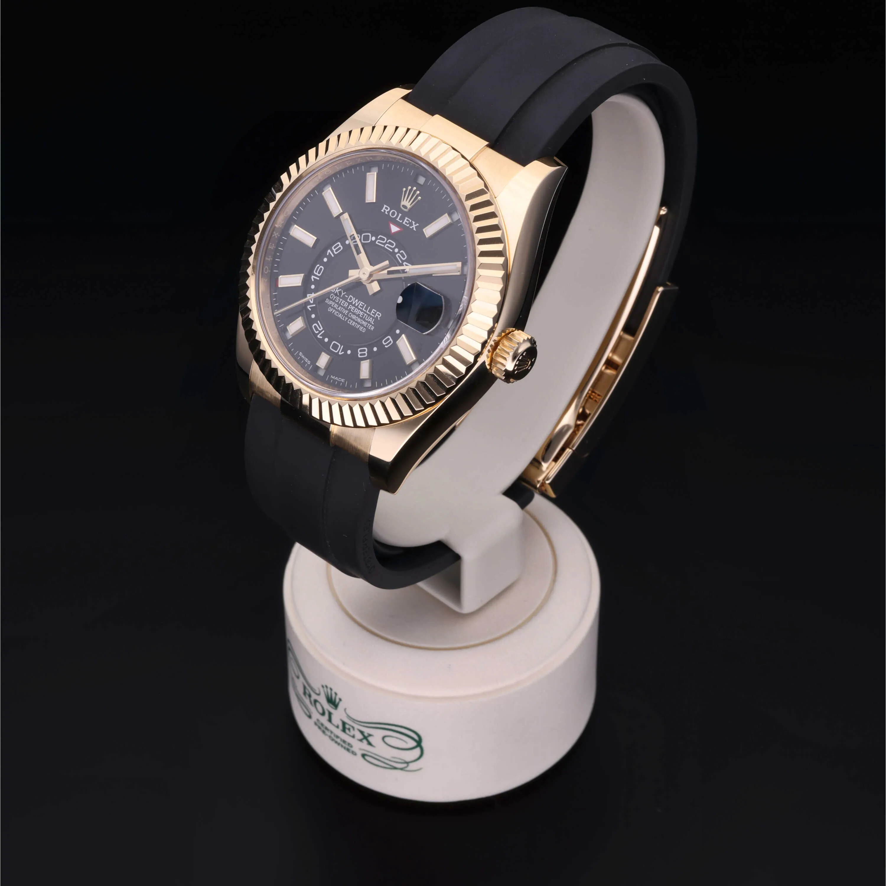 Rolex Sky-Dweller 326238 42mm Yellow gold Black 2