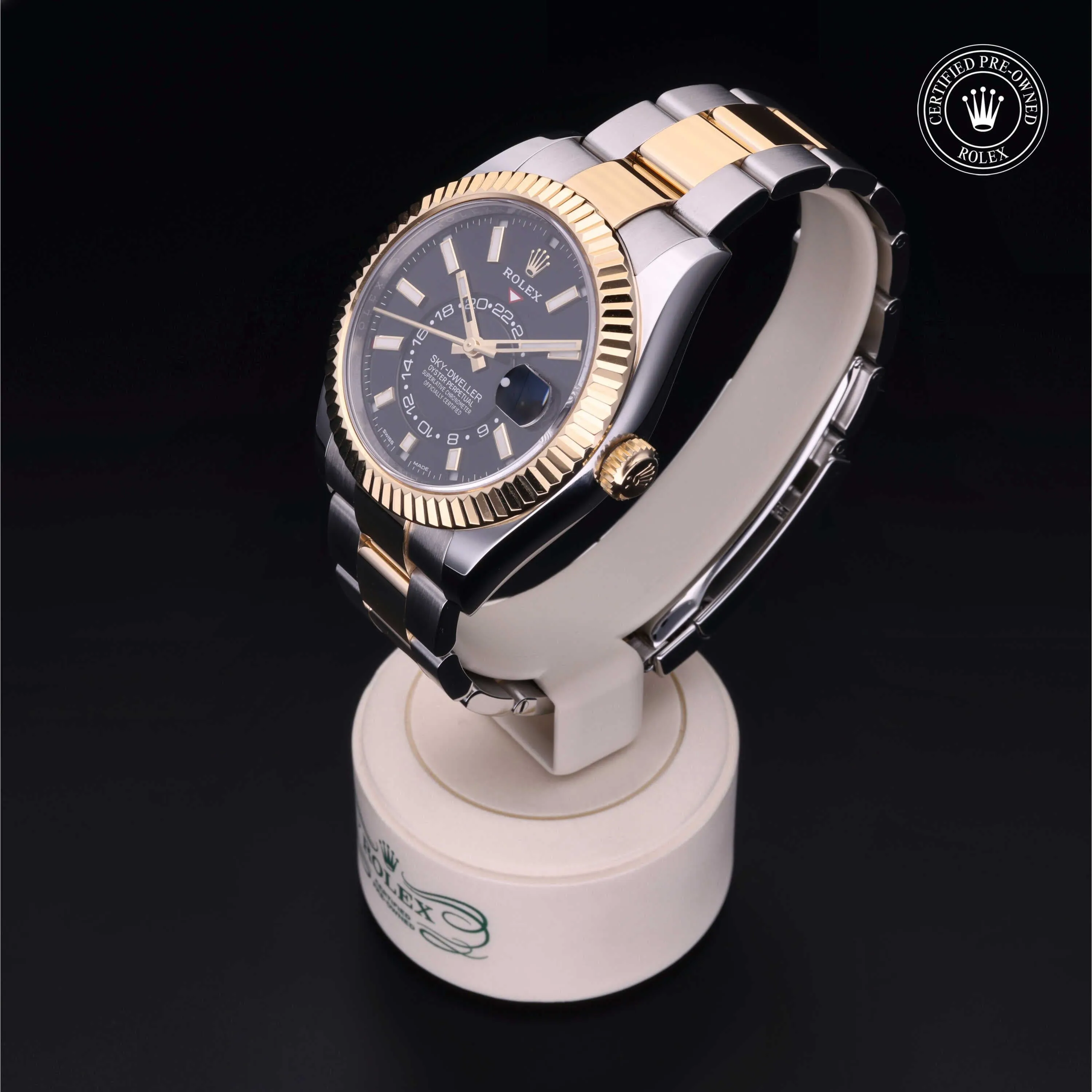 Rolex Sky-Dweller 326933 42mm Yellow gold and Stainless steel Black 1